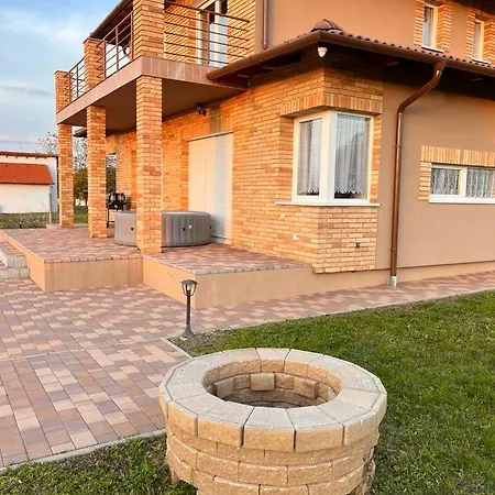 Dom wakacyjny Virag Vendeghaz